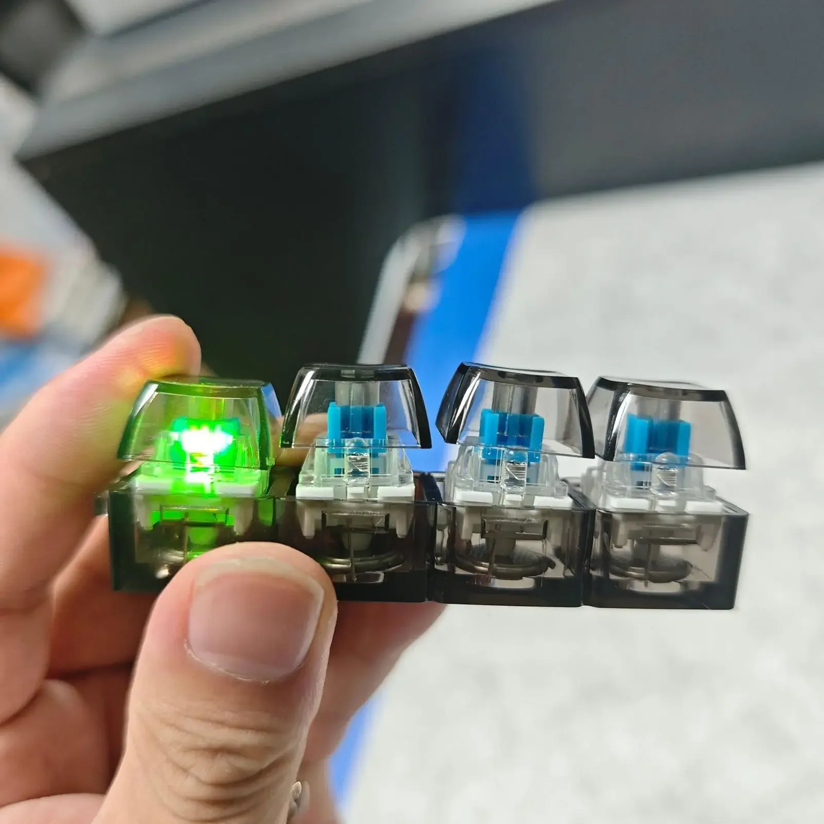 Office Tech And Gadgets - 1/2pcs LED 키보드 키캡 스트레스 릴리프